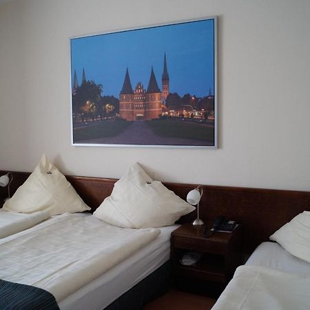 Hotel Forsthaus St. Hubertus Gross Gronau Екстер'єр фото