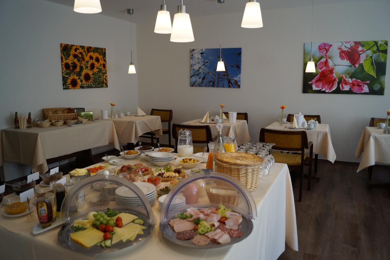 Hotel Forsthaus St. Hubertus Gross Gronau Екстер'єр фото